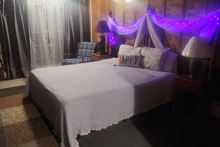Executive Room 1 King Bed (7 of 7)