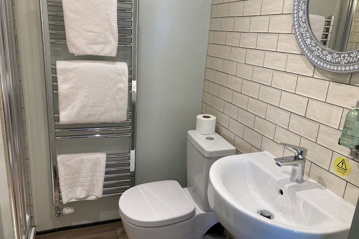 Room 15 of 23