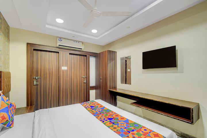 Room 18 of 39