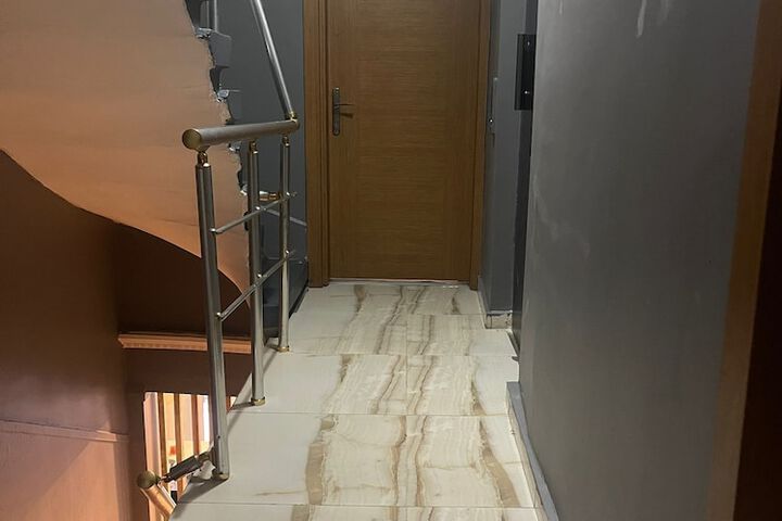 Room 14 of 39