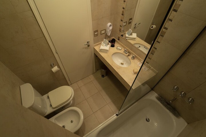 Room 25 of 70