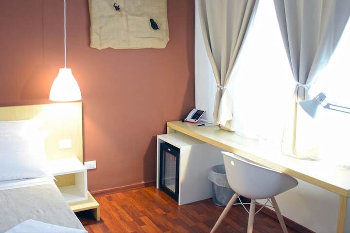 Room 7 of 31