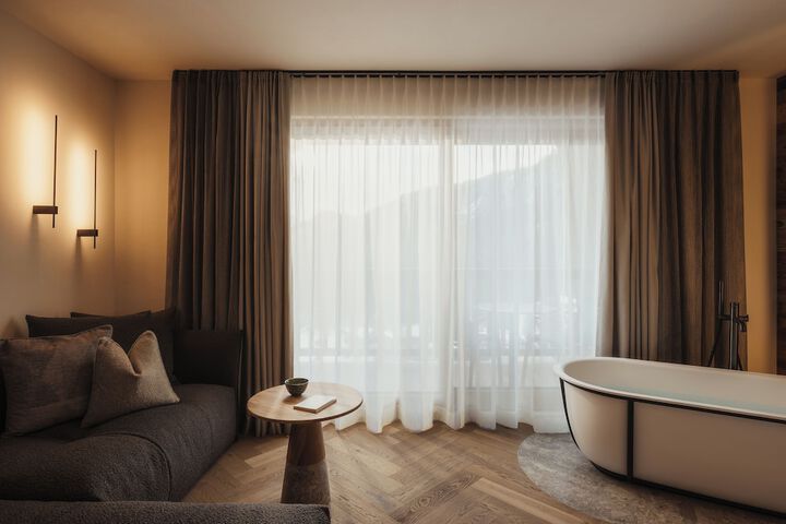 Room 50 of 92
