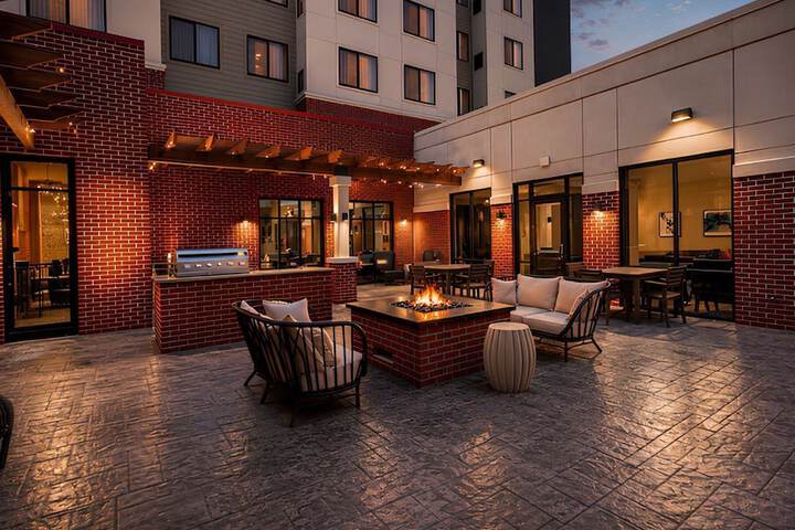 Hotel 7 of 7
