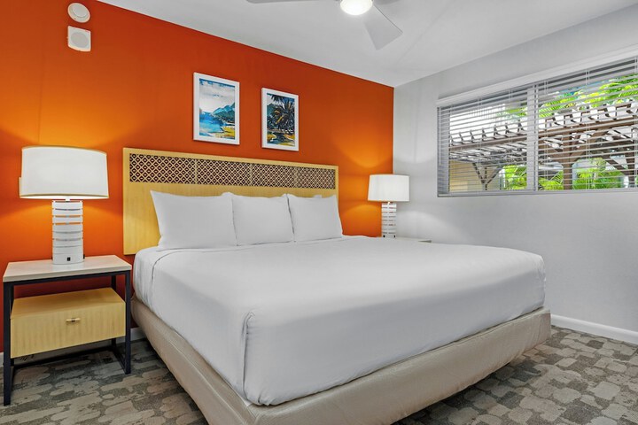 Room 10 of 61