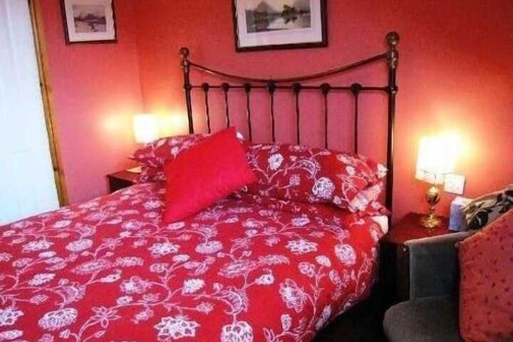 Room 2 of 14