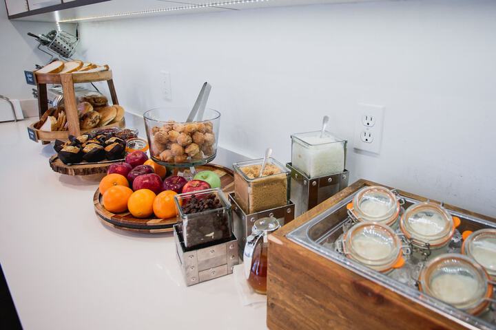Breakfast area