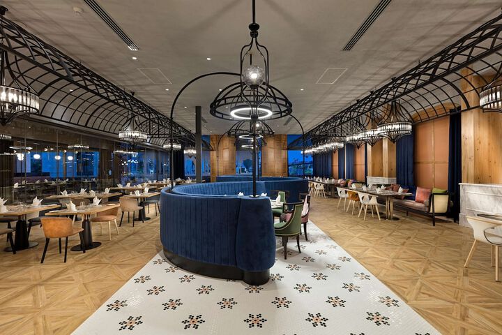 Guest Lobby