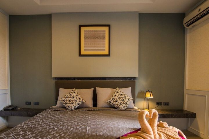 Room 7 of 54