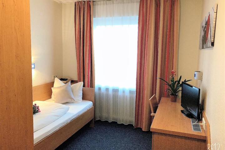 Room 20 of 44