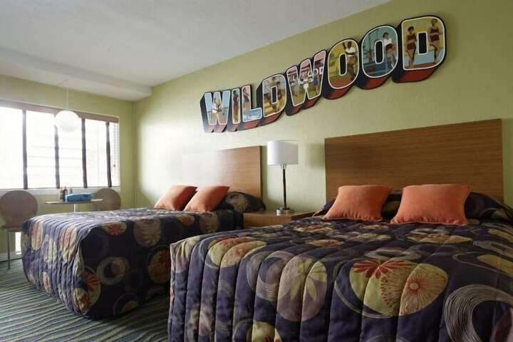 Room 14 of 33