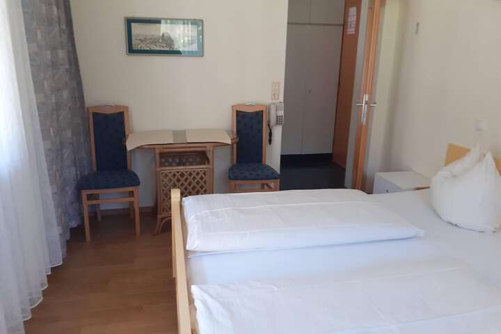 Room 30 of 56