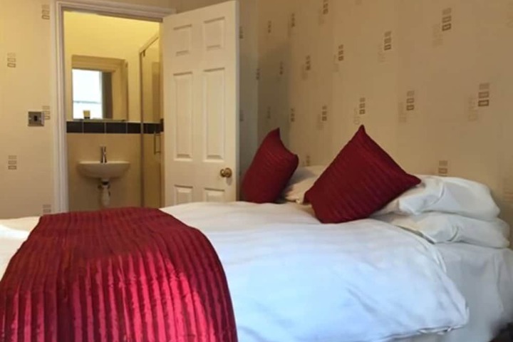Room 14 of 42