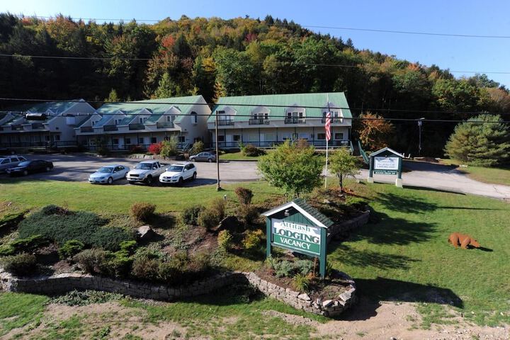 Hotel 4 of 13
