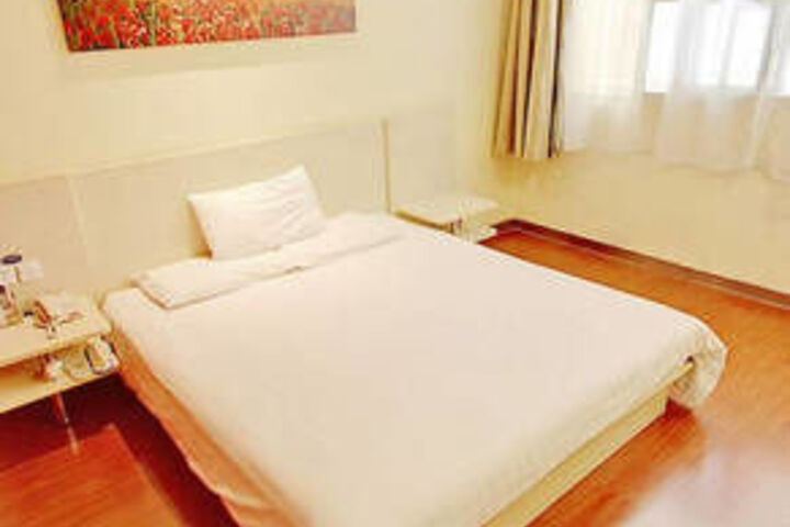 Room 19 of 21