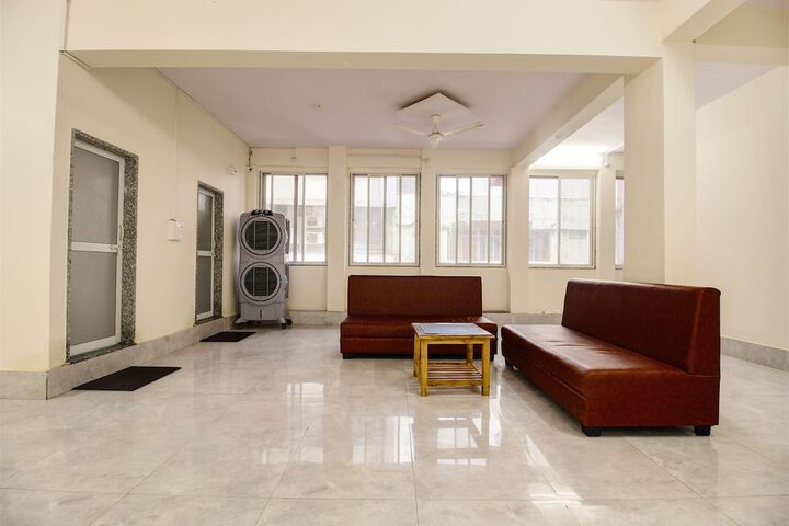 Hotel Interior 10 of 29
