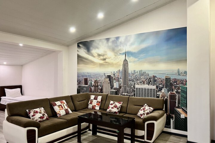 Room 72 of 113