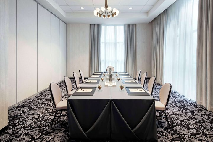Meeting facility