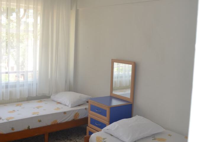 Room 10 of 44