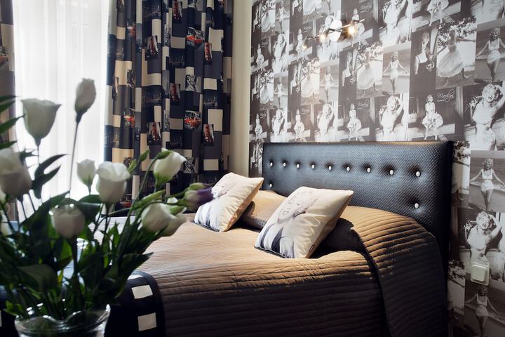 Room 28 of 47