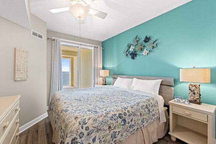 Room 85 of 308