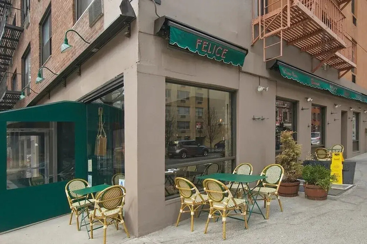 Photo of Beautiful 2 BR with Living room UES 81#5C