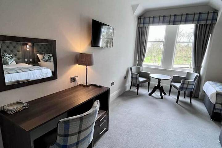 Room 4 of 54