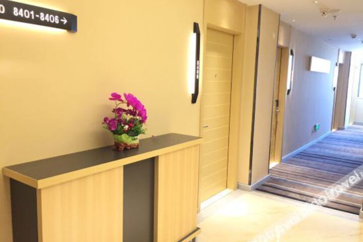 Hotel Interior 16 of 24