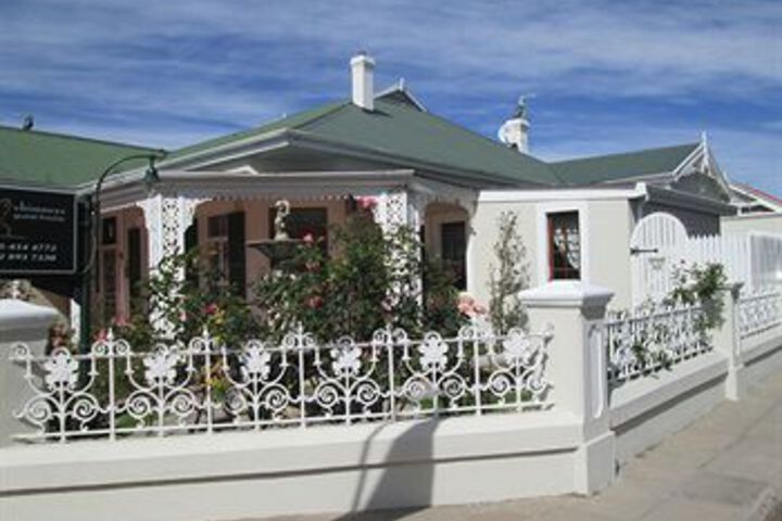 Hotel Exterior 35 of 113