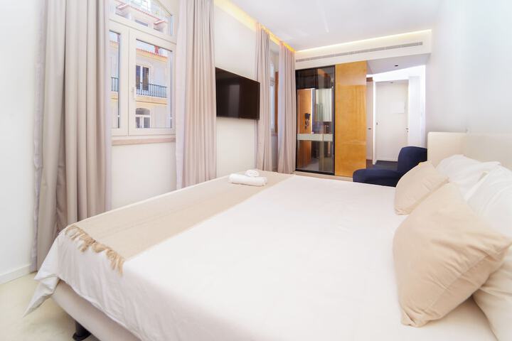 Room 36 of 105