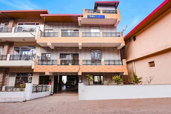 Fabhotel The Kasauli Heavens