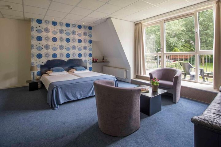 Room 12 of 53