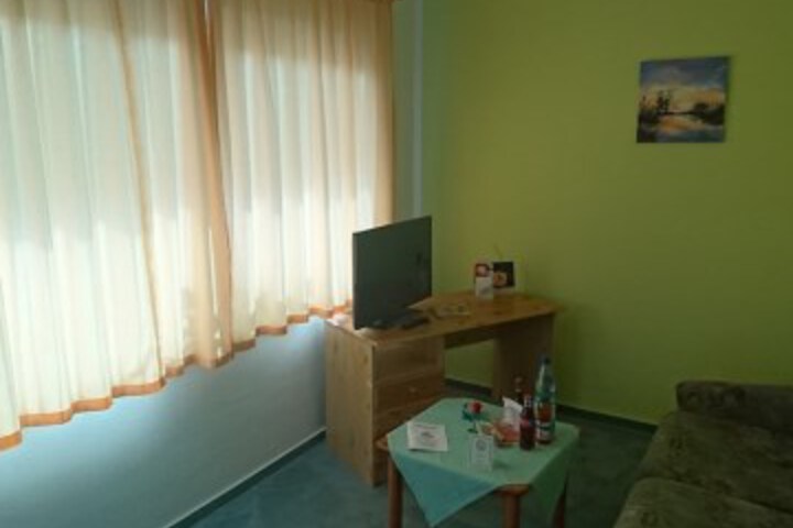 Room 20 of 53