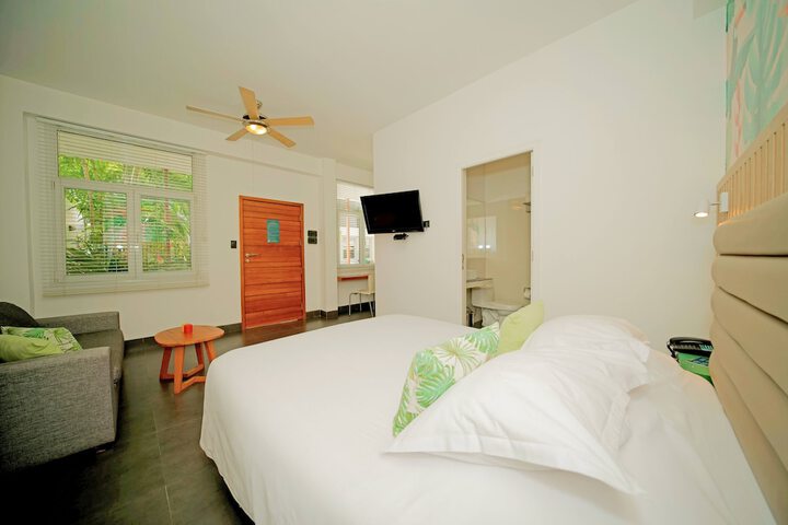 Room 79 of 146