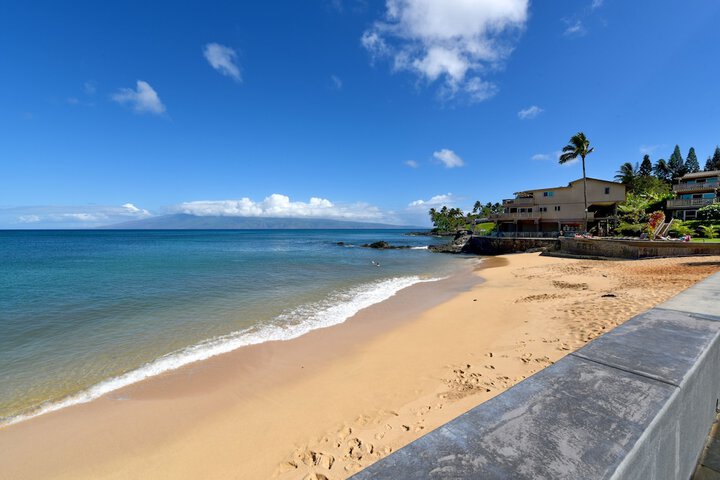 Kahana Sunset E4 by RedAwning in Lahaina, HI