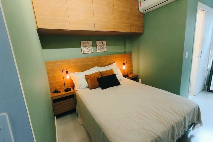 Room 5 of 17