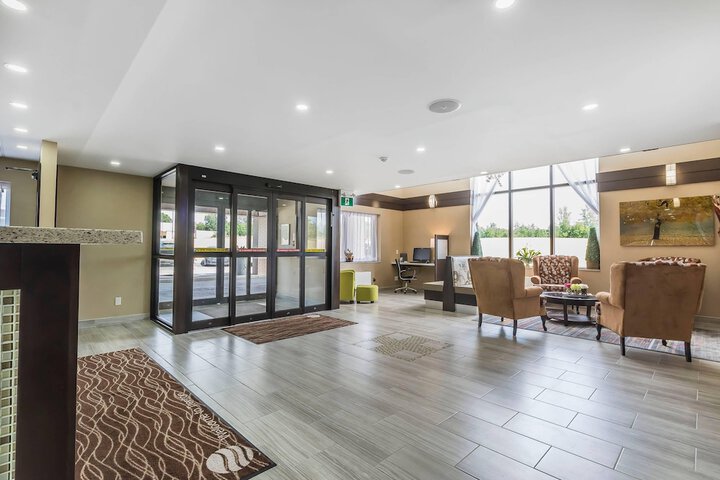 Guest Lobby