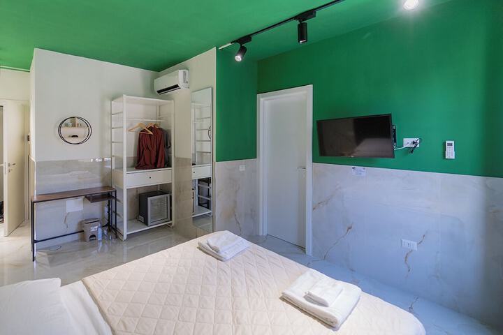 Room 39 of 309
