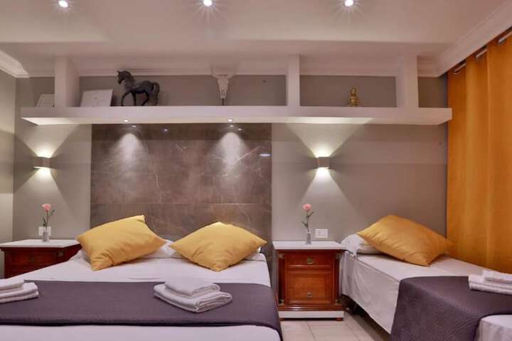 Room 8 of 26