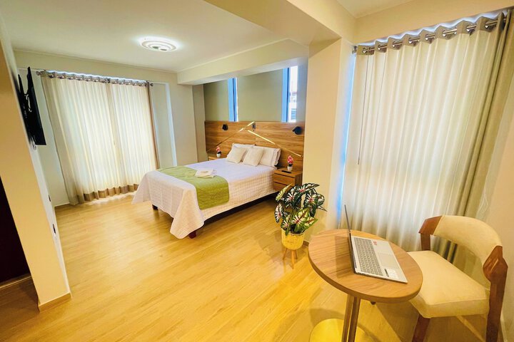 Room 13 of 22