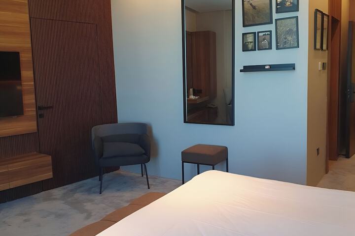 Room 25 of 64