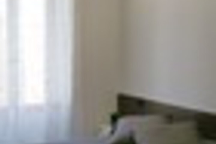 Room 14 of 126