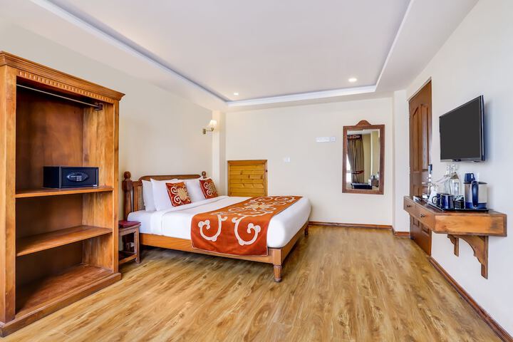 Room 16 of 62
