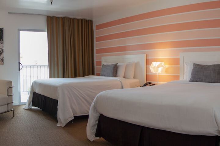 2 Queen Beds (4 of 17)