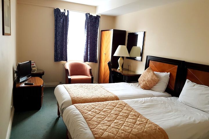 Room 7 of 23