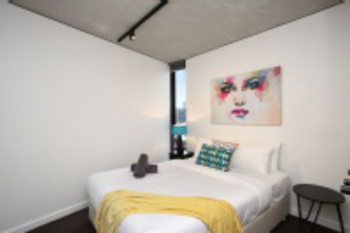 Room 42 of 168
