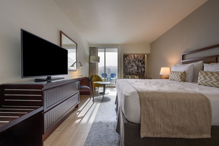 Room 40 of 145