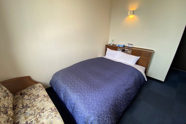 Room 13 of 69