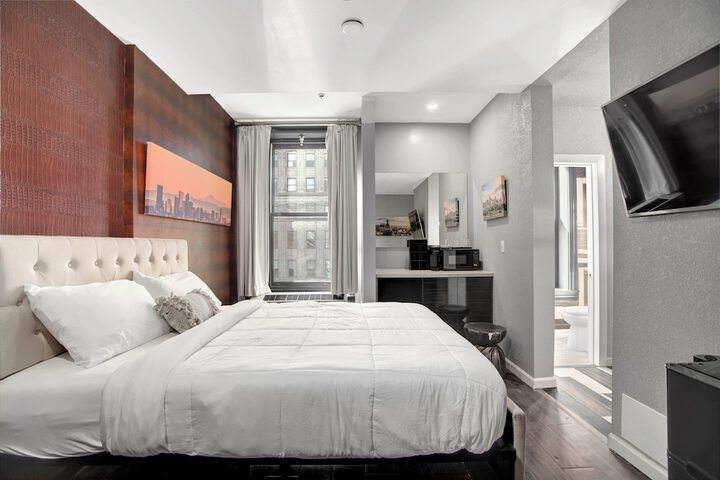 Room 38 of 53
