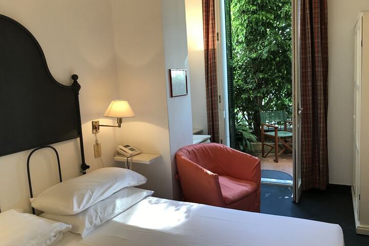Room 15 of 67